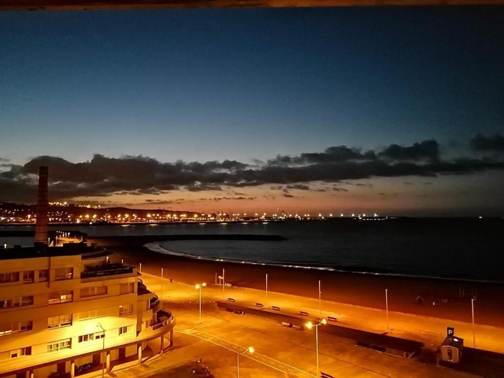El Sexto De La Playa + Parking Gratis Apartamento Gijón Exterior foto